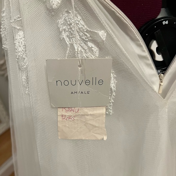 BNWT Nouvelle AMSALE, Adelaide, wedding dress, sz6 - Picture 13 of 13